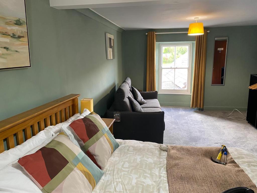 فندق Kings Arms Llandysul المظهر الخارجي الصورة